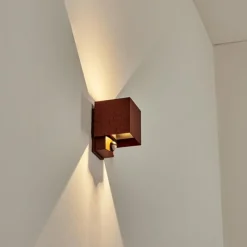 hofstein Almodofa Lampe murale d´extérieur, Luminaire Up & Down Rouille, 1 lumière, Détecteur de mouvement