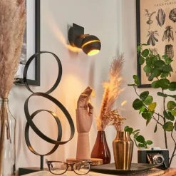 hofstein Applique murale Tome LED Laiton, Noir, 1 lumière* Spots Et Projecteurs