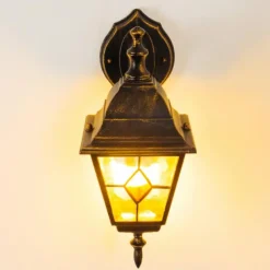 Luminaires Rustiques-hofstein Applique murale d'extérieur Antibes Brun doré, 1 lumière