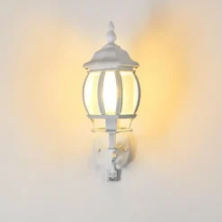 Luminaires Rustiques-hofstein Applique murale d'extérieur Lentua Blanc, 1 lumière, Détecteur de mouvement