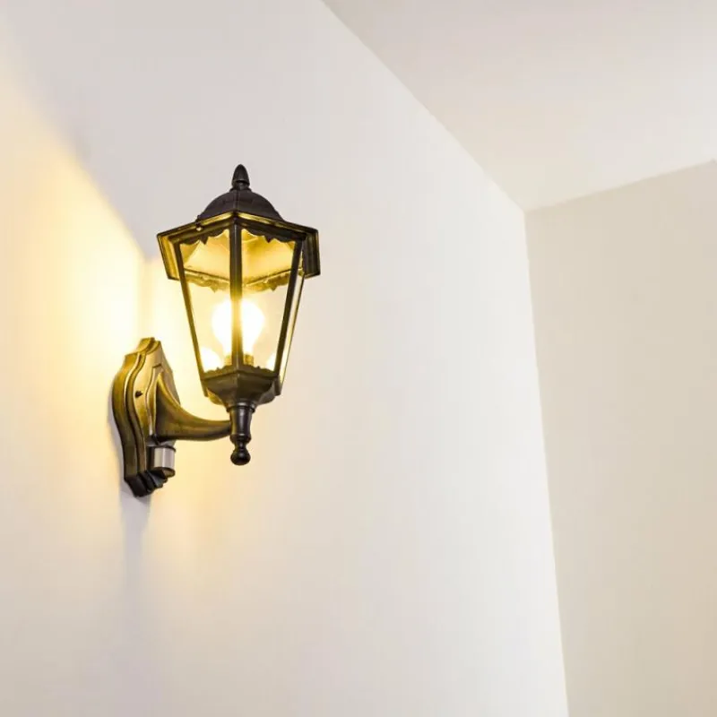 Luminaires Rustiques-hofstein Applique murale d'extérieur Esteli Noir, 1 lumière, Détecteur de mouvement