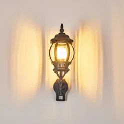 Luminaires Rustiques-hofstein Applique murale d'extérieur Lentua Vert, Noir, 1 lumière, Détecteur de mouvement