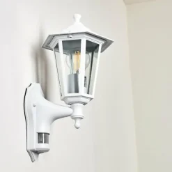 Luminaires Rustiques-hofstein Applique murale d'extérieur Loria Blanc, 1 lumière, Détecteur de mouvement