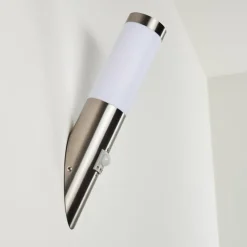 hofstein Applique murale d'extérieur Norburg Acier inoxydable, 1 lumière, Détecteur de mouvement