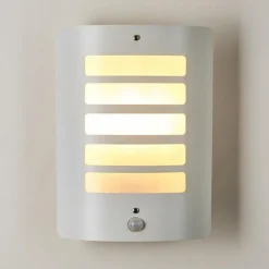 hofstein Applique murale d'extérieur Alslev Blanc, 1 lumière, Détecteur de mouvement