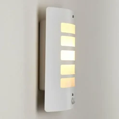 hofstein Applique murale d'extérieur Alslev Blanc, 1 lumière, Détecteur de mouvement