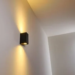 hofstein Applique murale d'extérieur Nordborg LED Noir, 2 lumières