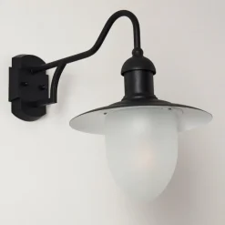 Luminaires Rustiques-hofstein Applique murale d'extérieur Surnu Noir, 1 lumière