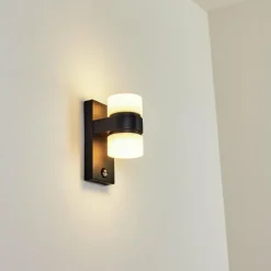 hofstein Applique murale d'extérieur Tiarp LED Noir, 2 lumières, Détecteur de mouvement