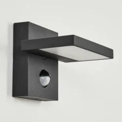 hofstein Applique murale d'extérieur Lyckan LED Noir, 1 lumière, Détecteur de mouvement