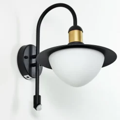 Luminaires Rustiques-hofstein Applique murale d'extérieur Theux Or, Noir, 1 lumière, Détecteur de mouvement