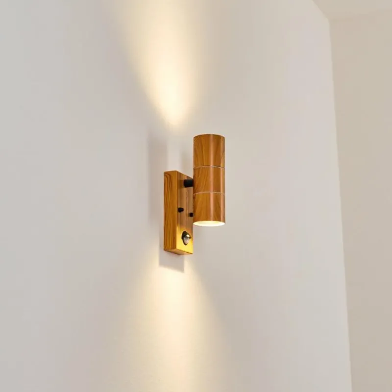 Lampes En Bois-hofstein Applique murale d'extérieur Tenvik Brun, Couleur bois, Noir, 2 lumières, Détecteur de mouvement