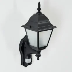 Luminaires Rustiques-hofstein Applique murale d'extérieur Naofe Noir, 1 lumière, Détecteur de mouvement