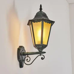 Luminaires Rustiques-hofstein Applique murale d'extérieur Hongkong Vert, Noir, 1 lumière