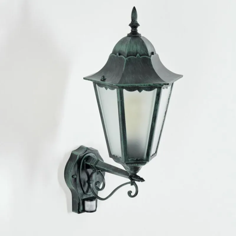 Luminaires Rustiques-hofstein Applique murale d'extérieur Hongkong Vert, Noir, 1 lumière, Détecteur de mouvement