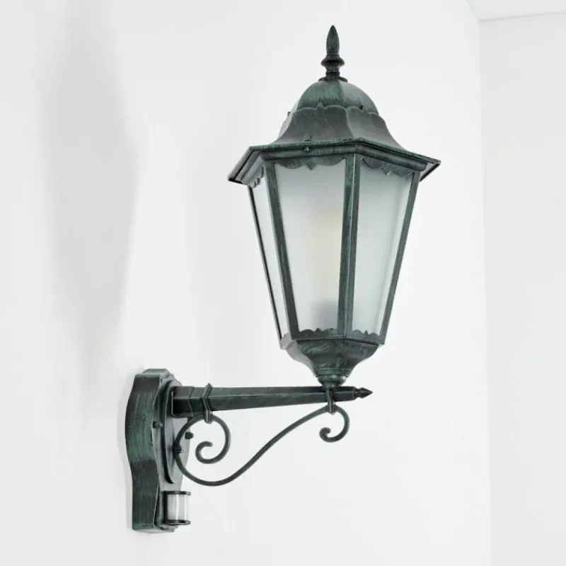 Luminaires Rustiques-hofstein Applique murale d'extérieur Hongkong Vert, Noir, 1 lumière, Détecteur de mouvement