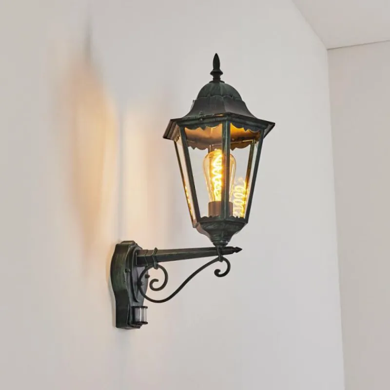 Luminaires Rustiques-hofstein Applique murale d'extérieur Hongkong Vert, Noir, 1 lumière, Détecteur de mouvement