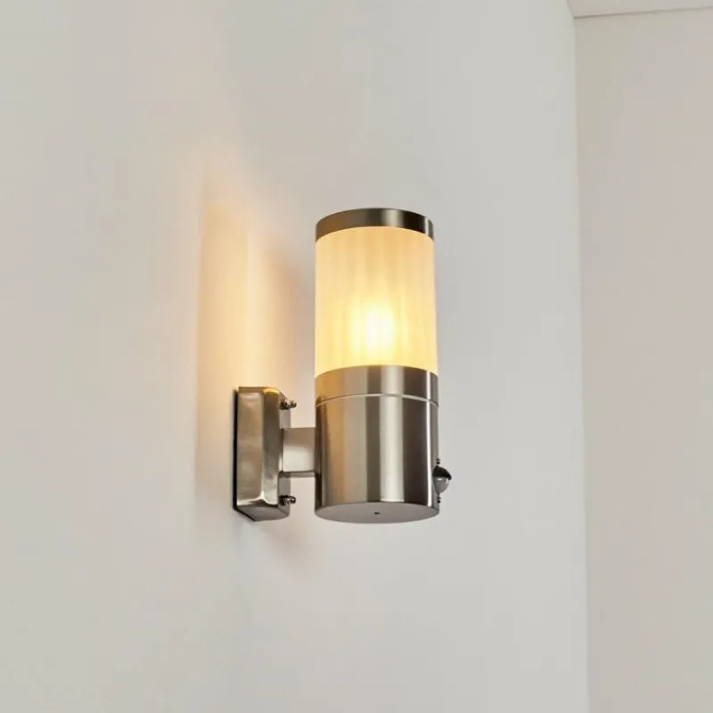 hofstein Applique murale d'extérieur Tolsona Nickel mat, 1 lumière, Détecteur de mouvement