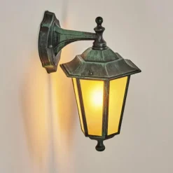 Luminaires Rustiques-hofstein Applique murale d'extérieur Loria Vert, Noir, 1 lumière