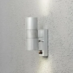 Luminaires Konstsmide Applique murale Konstsmide Modena Zingué, 2 lumières, Détecteur de mouvement