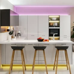 Luminaires Reality Bande LED Reality GRIP Noir, 1 lumière, Télécommandes, Changeur de couleurs* Rubans Led