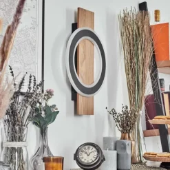 Luminaires Scandinaves-hofstein Besperia Applique murale LED Couleur bois, Noir, 1 lumière