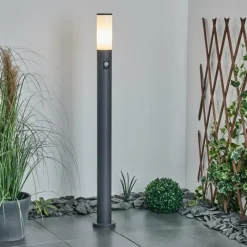 hofstein Borne lumineuse Caserta Anthracite, 1 lumière, Détecteur de mouvement