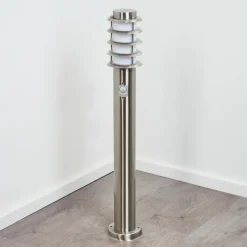 hofstein Borne lumineuse Tunes Nickel mat, 1 lumière, Détecteur de mouvement