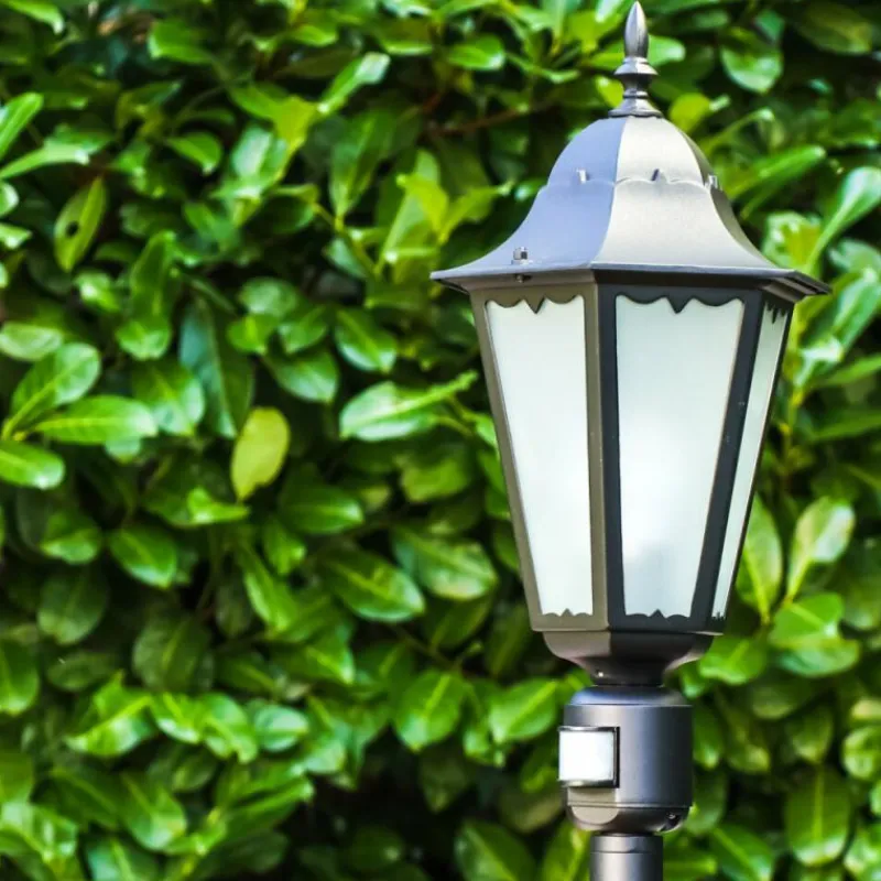 Luminaires Rustiques-hofstein Lampadaire d'extérieur Hongkong Frost Noir, Détecteur de mouvement