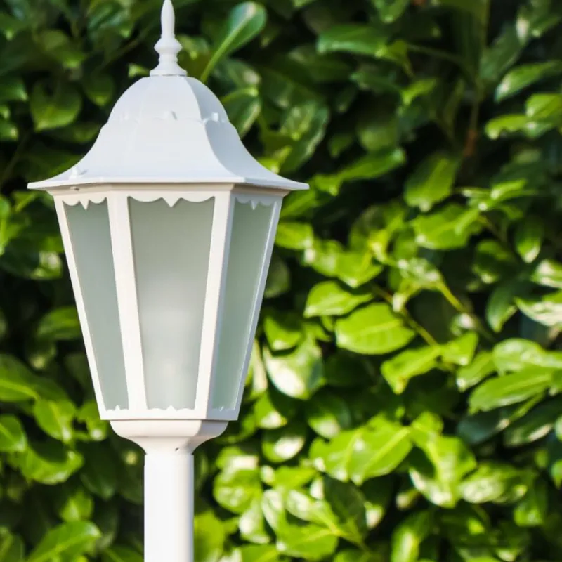 Luminaires Rustiques-hofstein Lampadaire d'extérieur Hongkong Frost Blanc, 1 lumière