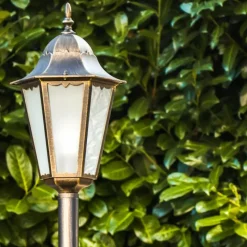 Luminaires Rustiques-hofstein Lampadaire d'extérieur Hongkong Frost Brun doré, 1 lumière