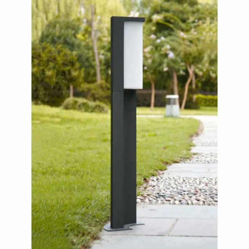 Luminaires Trio Lampadaire extérieur Trio SUEZ LED Noir, 1 lumière