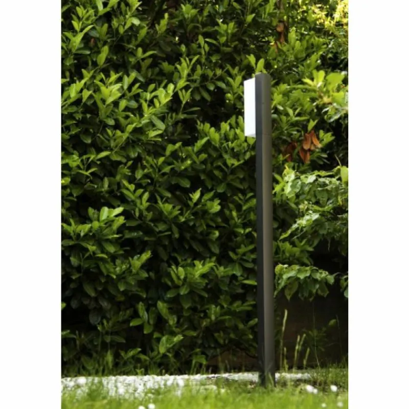 Luminaires Trio Lampadaire extérieur Trio SUEZ LED Noir, 1 lumière