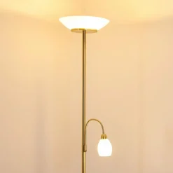 Luminaires Rustiques-hofstein Lampadaire Gismaro Laiton, 3 lumières