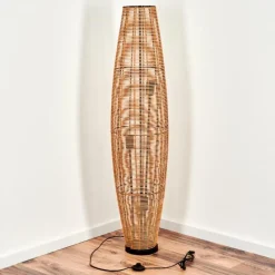 Luminaires Scandinaves-hofstein Lampadaire Mulstrand Écru, Noir, 3 lumières