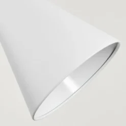 Luminaires Scandinaves-hofstein Lampadaire Vijes Blanc, 1 lumière