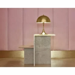 Luminaires Louis Poulsen Lampe de table Louis Poulsen Panthella 320 Laiton, 1 lumière