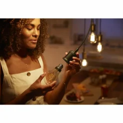 Luminaires Philips LED White Filament Globe E27 7 Watt 2100 Kelvin 600 Lumen Philips Hue