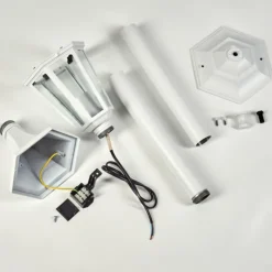 Luminaires Rustiques-hofstein Loria Eclairage de chemin Blanc, 1 lumière