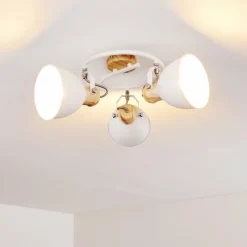Luminaires Rustiques-hofstein Plafonnier Banjul Bois clair, Blanc, 3 lumières