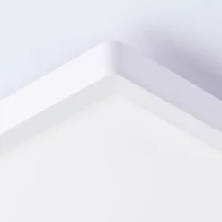 Luminaires Brilliant Plafonnier Brilliant Saltery LED Blanc, 1 lumière, Télécommandes, Changeur de couleurs* Éclairage Led