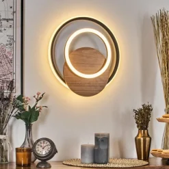 Luminaires Scandinaves-hofstein Rapoila Applique murale LED Couleur bois, Noir, 1 lumière