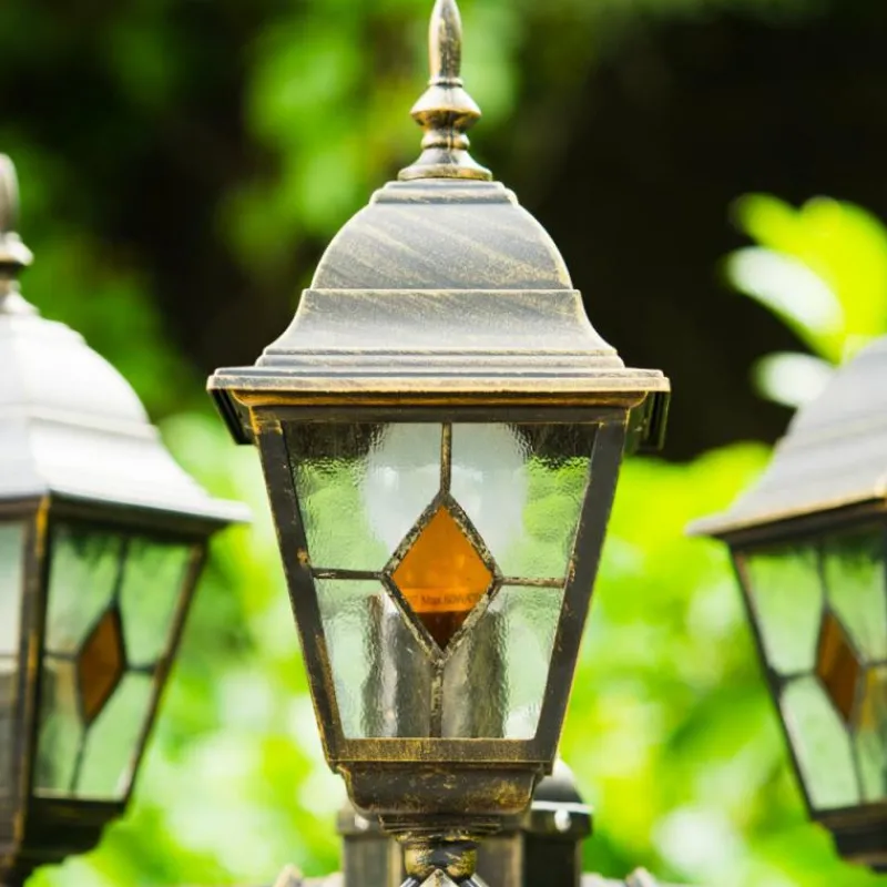 Luminaires Rustiques-hofstein Réverbère Antibes Brun doré, 3 lumières