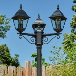 Luminaires Rustiques-hofstein Réverbère Naofe Noir, 3 lumières