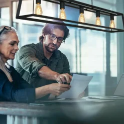 Lampes Industrielles-Luminaires Steinhauer Suspension Steinhauer Buckley Noir, 5 lumières