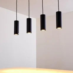 hofstein Suspension Zuoz Noir, 4 lumières